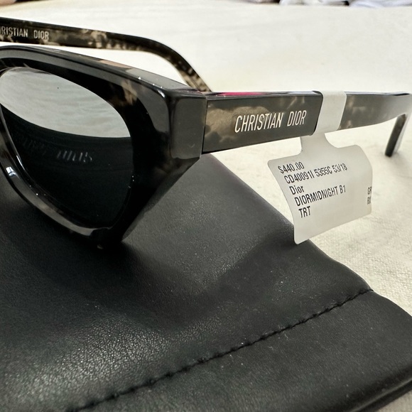 Christian Dior Midnight sunglasses - Picture 2 of 9